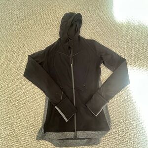 Lululemon sweatshirt